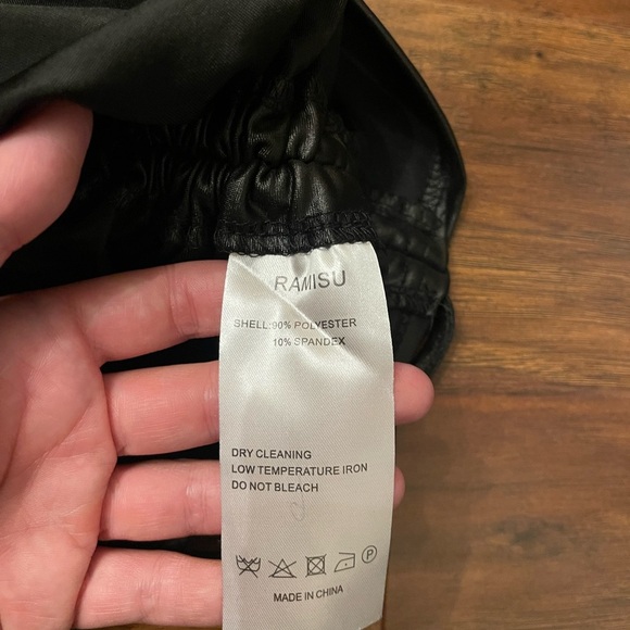 NWT Ramisu Faux Leather Cinch Dress Size S - Picture 3 of 4